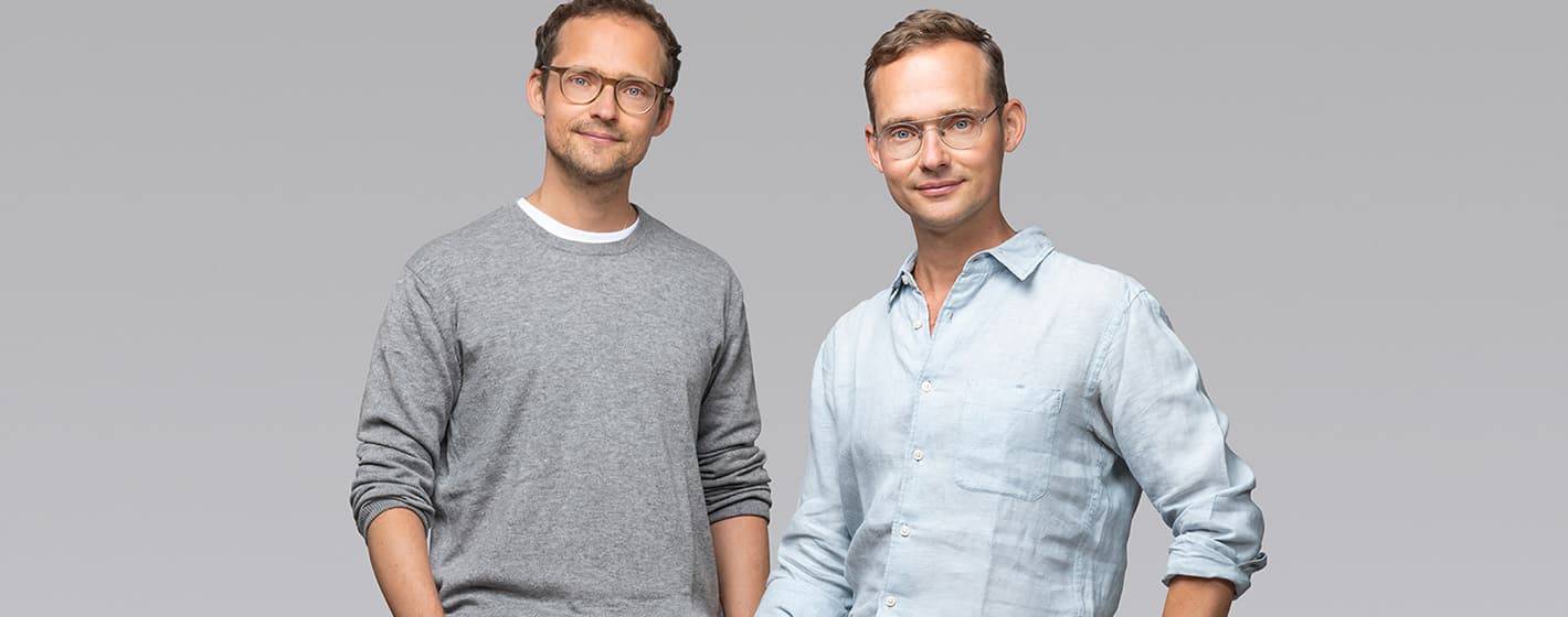 Die Filmemacher-Zwillinge Silvan (links) und Ramon Zürcher. Ihr neuer Film «Das Mädchen und die Spinne» steht ab 25. November als Video-on-Demand auf diversen Plattformen zur Verfügung.